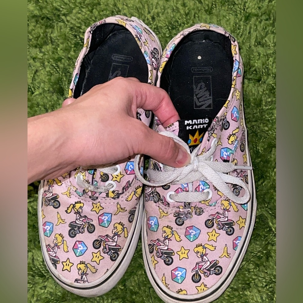 Princess peach Nintendo Vans. Kids 3.5 women’s 5!